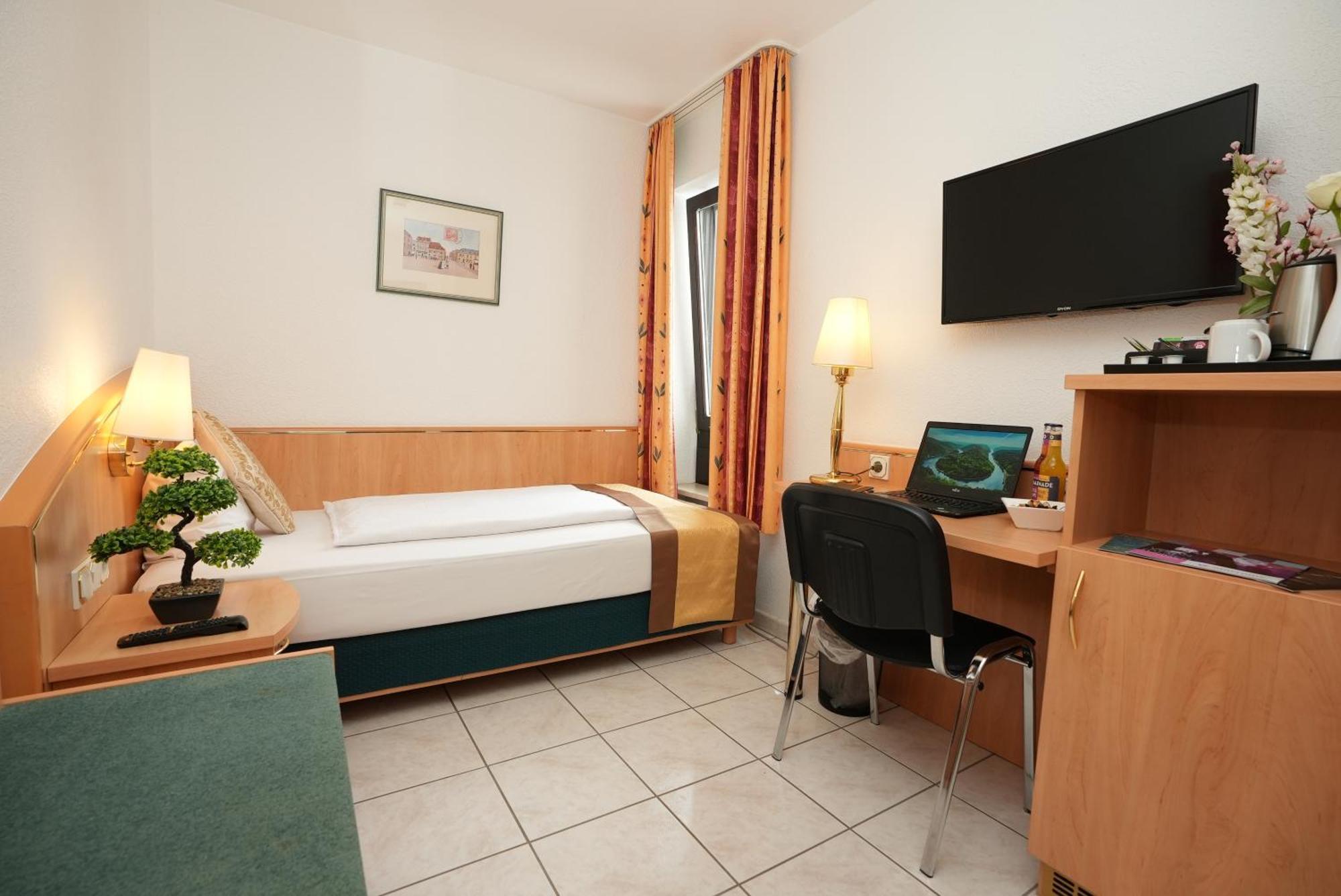 Uno Hotel Posthof Saarlouis Exteriér fotografie